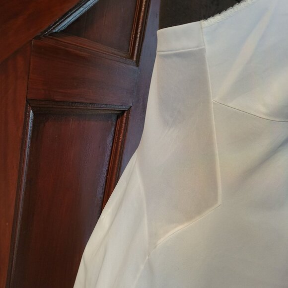 Vintage Warners White Slip Dress 36 W/ Lace Details & Adjustable Straps - Picture 3 of 11